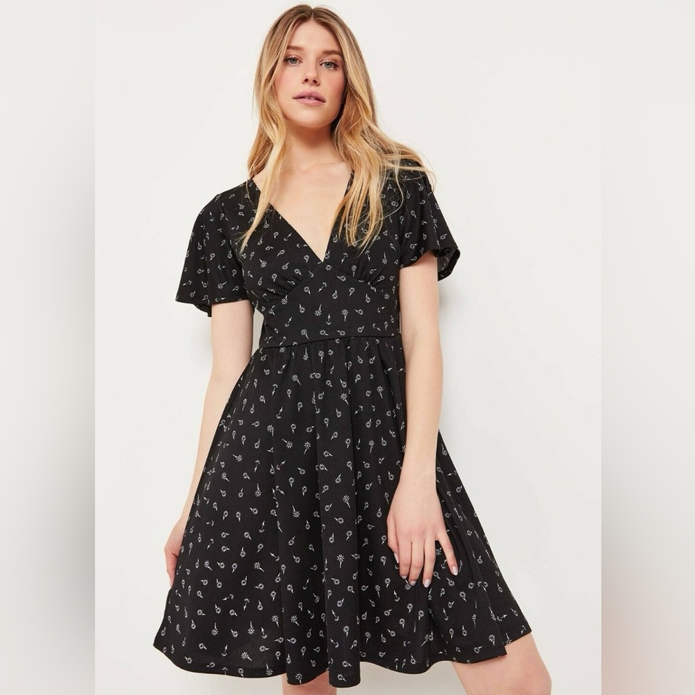 Flutter Sleeve Dress